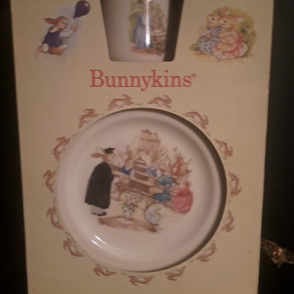 Bunnykins bowl and cup set from the - Picture 2 of 4